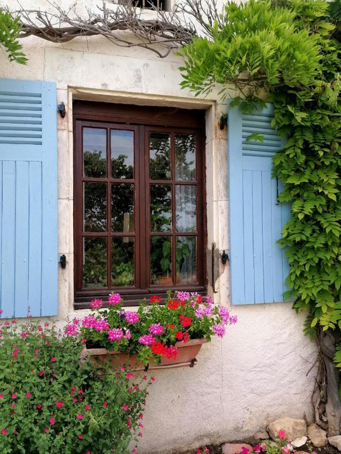 Le Verger Du Paradis Beaulieu-sur-Sonnette Exterior photo