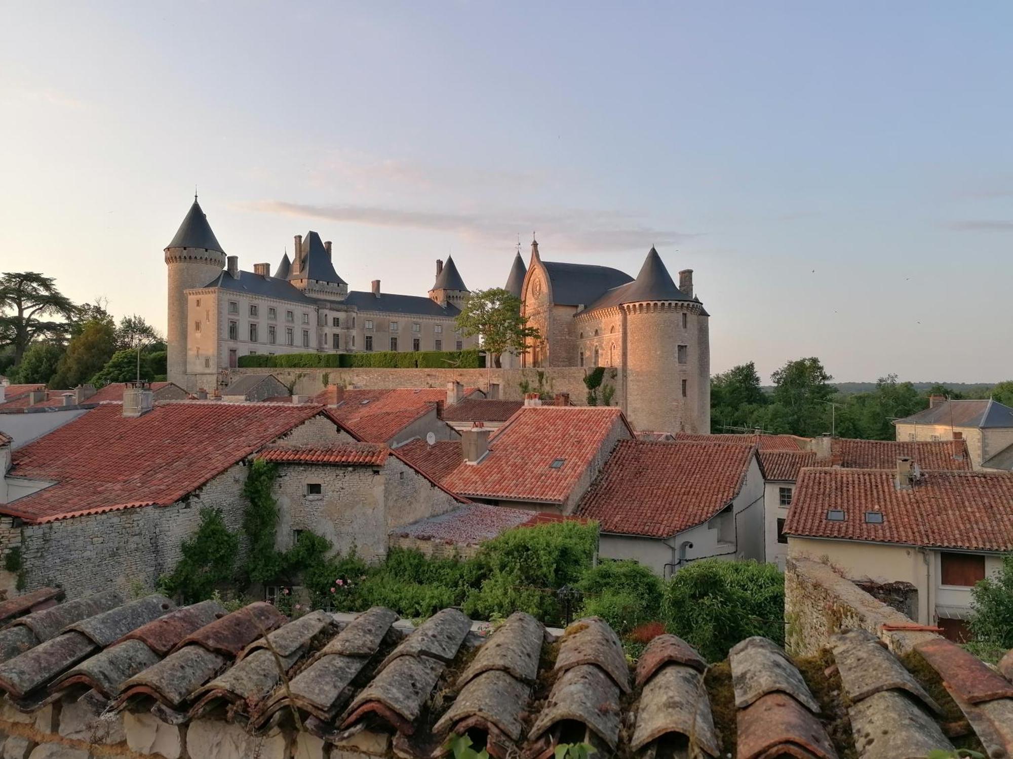 Le Verger Du Paradis Beaulieu-sur-Sonnette Exterior photo